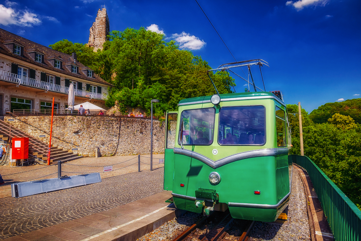 ©mojolo - stock.adobe.com